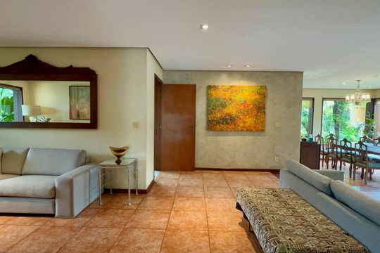 Sala de casa à venda com 4 quartos, 397m² em Alto de Pinheiros, São Paulo