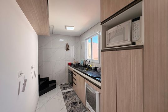 Cozinha de apartamento à venda com 2 quartos, 112m² em Vila Alzira, Santo André