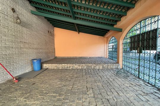Garagem de casa à venda com 7 quartos, 398m² em Instituto de Previdencia, São Paulo
