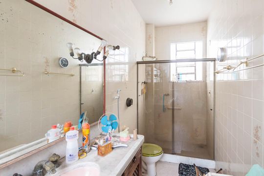 Banheiro Suíte de casa à venda com 5 quartos, 333m² em Tijuca, Rio de Janeiro