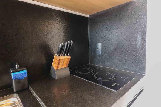 Cozinha de apartamento para alugar com 1 quarto, 25m² em Vila Butantã, São Paulo