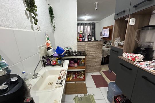 Cozinha de apartamento à venda com 2 quartos, 40m² em Tomás Coelho, Rio de Janeiro