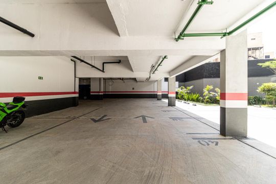 Garagem de kitnet/studio à venda com 1 quarto, 24m² em Centro Histórico de São Paulo, São Paulo
