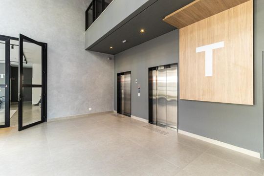 Elevadores de kitnet/studio à venda com 1 quarto, 24m² em Centro Histórico de São Paulo, São Paulo
