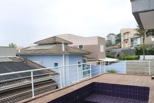 Casa de Condomínio para alugar com 4 quartos, 250m² em Paisagem Renoir, Cotia