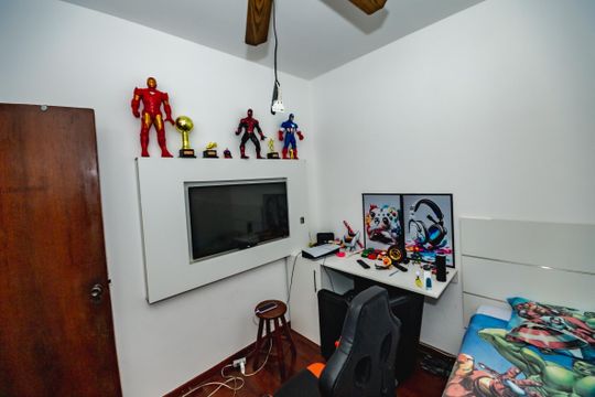Apartamento à venda com 3 quartos, 100m² em Itapoã, Belo Horizonte