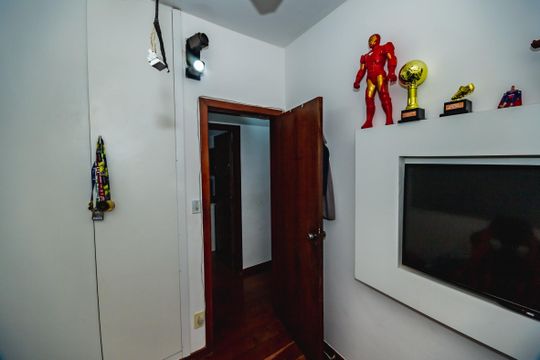 Apartamento à venda com 3 quartos, 100m² em Itapoã, Belo Horizonte