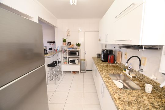 Cozinha de apartamento à venda com 2 quartos, 76m² em Vila Industrial (campinas), Campinas