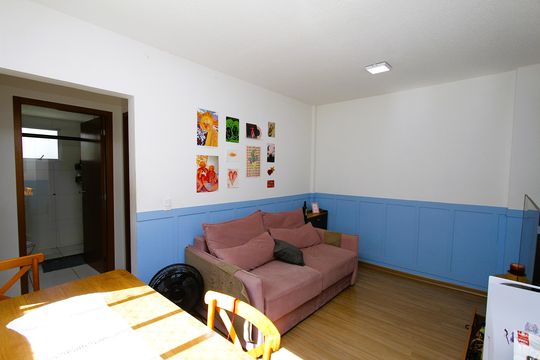 Sala de apartamento para alugar com 2 quartos, 48m² em Engenho Nogueira, Belo Horizonte