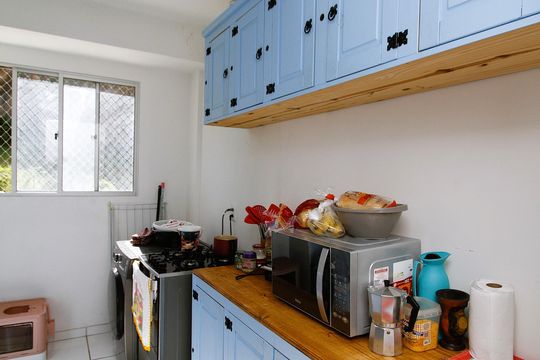 Cozinha de apartamento para alugar com 2 quartos, 48m² em Engenho Nogueira, Belo Horizonte