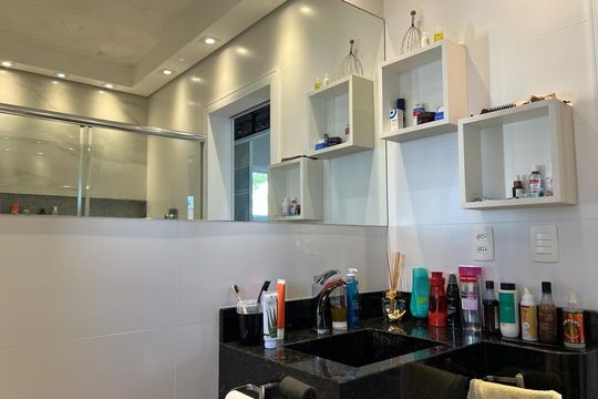 Casa para alugar com 3 quartos, 330m² em Balneario, Florianópolis