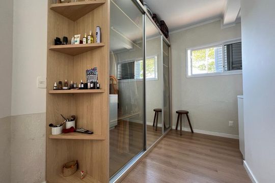 Casa para alugar com 3 quartos, 330m² em Balneario, Florianópolis