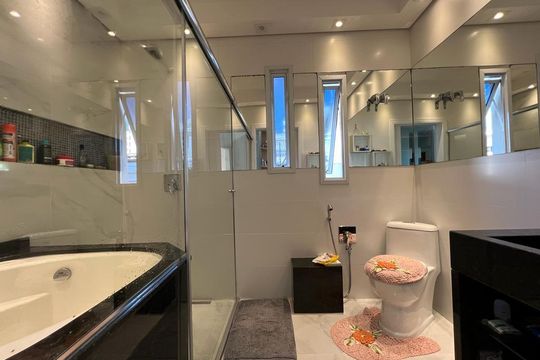 Casa para alugar com 3 quartos, 330m² em Balneario, Florianópolis