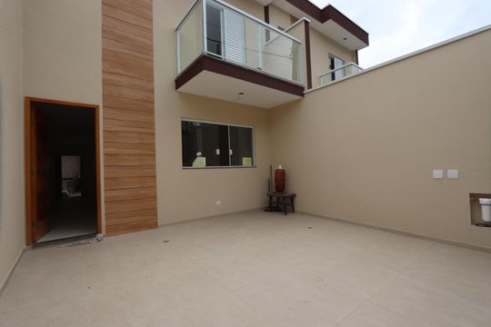 Garagem de casa à venda com 3 quartos, 100m² em Vila Lucia, São Paulo