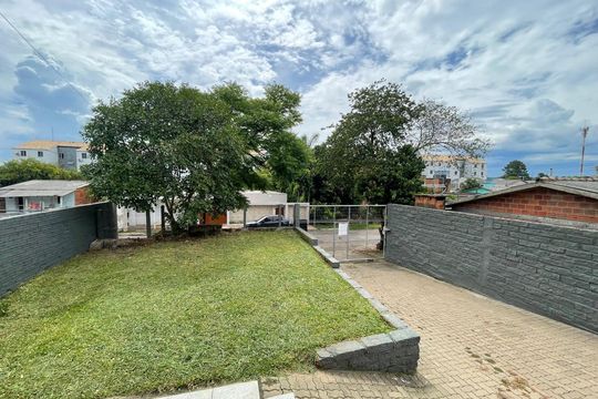 Quintal de casa à venda com 3 quartos, 138m² em Canudos, Novo Hamburgo