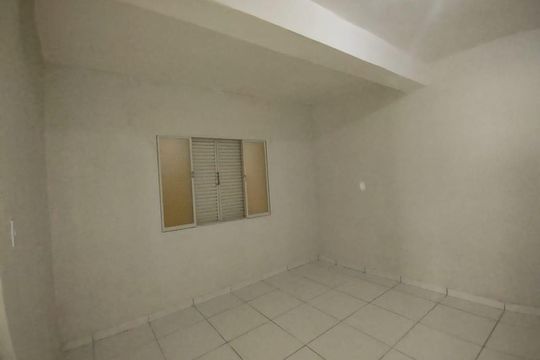 Casa à venda com 3 quartos, 161m² em Jardim Dom Bosco, São Paulo
