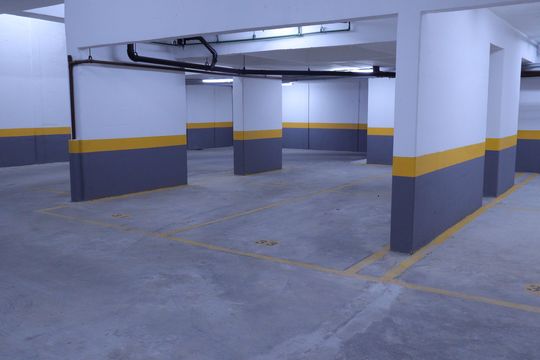 Garagem de kitnet/studio para alugar com 1 quarto, 34m² em Consolação, São Paulo