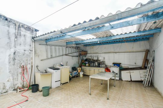 Área de Serviço de casa à venda com 3 quartos, 182m² em Jardim Monte Libano, Santo André