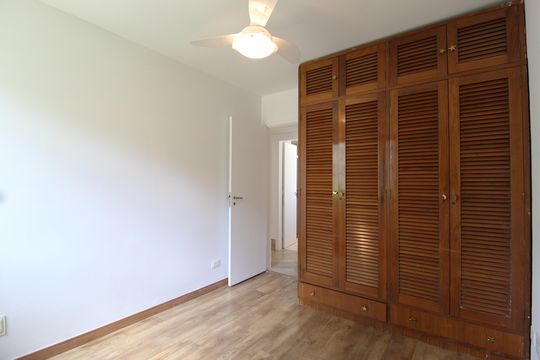 Quarto 2 de apartamento à venda com 3 quartos, 143m² em Itaim Bibi, São Paulo