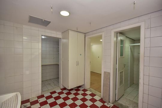 Área de Serviço  de casa de condomínio à venda com 3 quartos, 466m² em Morumbi, São Paulo