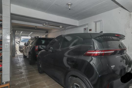 Garagem de casa à venda com 4 quartos, 183m² em Cristo Redentor, Porto Alegre