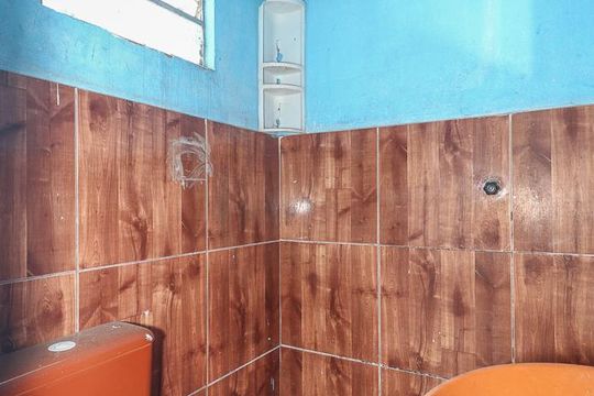 Banheiro de apartamento à venda com 1 quarto, 40m² em Rubem Berta, Porto Alegre