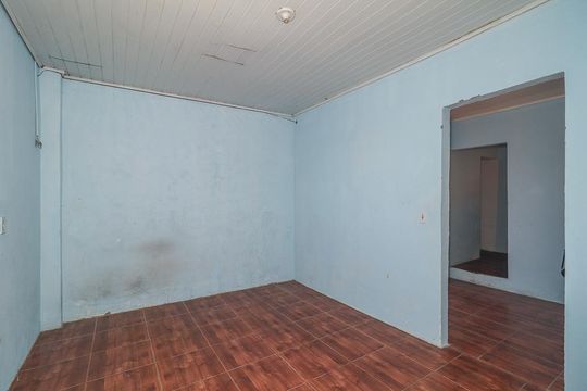 Quarto de apartamento à venda com 1 quarto, 40m² em Rubem Berta, Porto Alegre