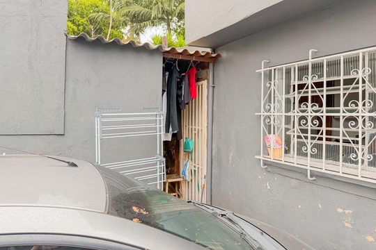 Banheiro Térreo e Área de Serviço   de casa à venda com 2 quartos, 79m² em Ipiranga, São Paulo