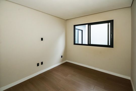 Quarto de casa à venda com 4 quartos, 222m² em Trevo, Belo Horizonte