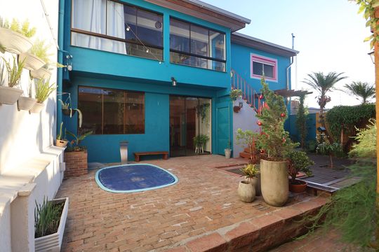 Área comum de casa à venda com 5 quartos, 300m² em Rio Branco, Canoas
