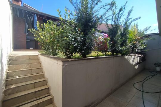 Casa para alugar com 3 quartos, 350m² em Jardim Ipiranga, Americana
