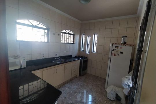 Casa para alugar com 3 quartos, 350m² em Jardim Ipiranga, Americana