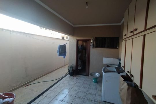 Casa para alugar com 3 quartos, 350m² em Jardim Ipiranga, Americana