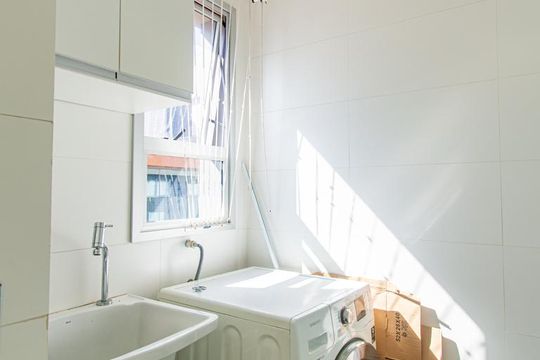 Área de Serviço de apartamento para alugar com 2 quartos, 75m² em Lourdes, Belo Horizonte