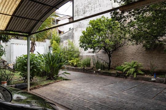 Quintal de casa à venda com 2 quartos, 145m² em Camargos, Belo Horizonte