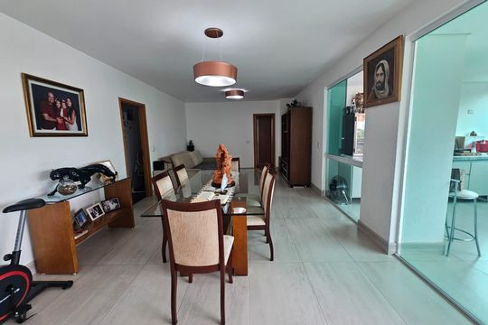 Apartamento à venda com 4 quartos, 212m² em Luxemburgo, Belo Horizonte