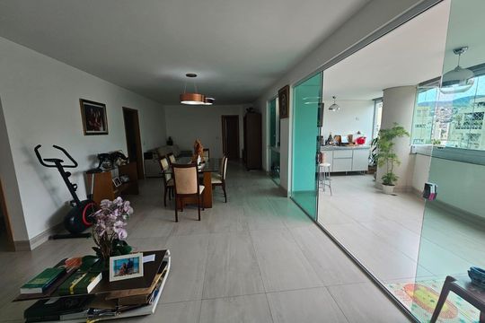 Apartamento à venda com 4 quartos, 212m² em Luxemburgo, Belo Horizonte