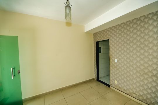 Casa para alugar com 3 quartos, 115m² em Santa Terezinha, Belo Horizonte