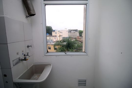 Área de Serviço de apartamento à venda com 2 quartos, 60m² em Parada de Lucas, Rio de Janeiro