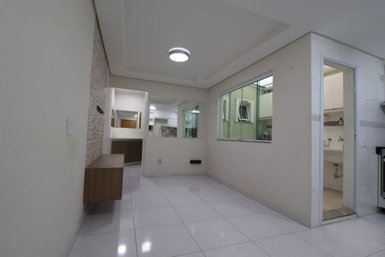 Sala  de apartamento à venda com 2 quartos, 55m² em Jardim Ana Maria, Santo André