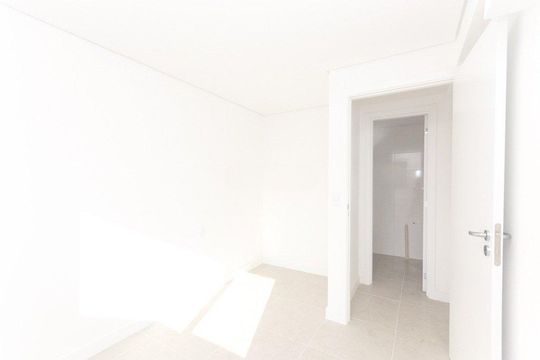 Quarto 1 de apartamento para alugar com 2 quartos, 45m² em Centro Histórico, Porto Alegre