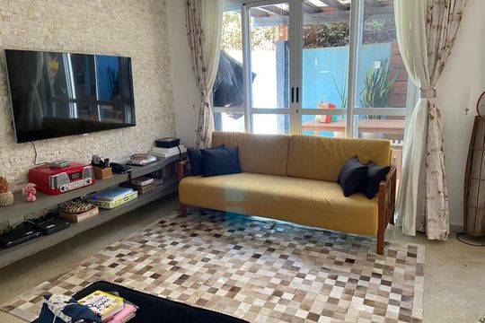 Casa de Condomínio à venda com 3 quartos, 274m² em Umuarama, São Paulo