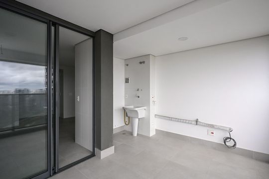 Área de Serviço  de apartamento à venda com 3 quartos, 186m² em Real Parque, São Paulo