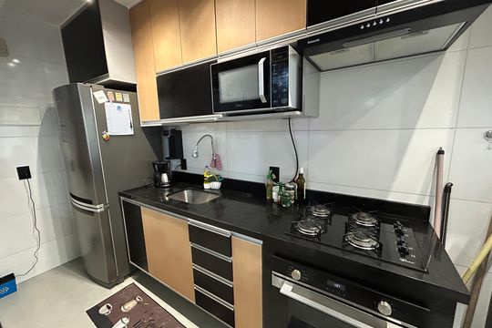 Cozinha de apartamento à venda com 2 quartos, 52m² em Inhaúma, Rio de Janeiro
