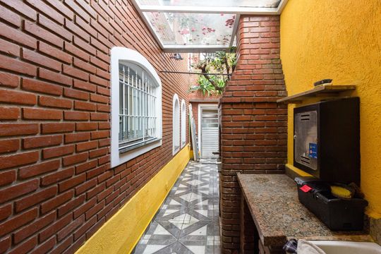Área gourmet e de serviço de casa para alugar com 4 quartos, 188m² em Vila Adelaide Perella  Ponte Grande, Guarulhos