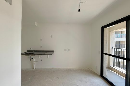 Quarto de kitnet/studio para alugar com 0 quarto, 24m² em Vila Cordeiro, São Paulo