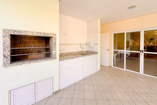 Área comum - Churrasqueira de apartamento para alugar com 2 quartos, 90m² em Jurerê, Florianópolis