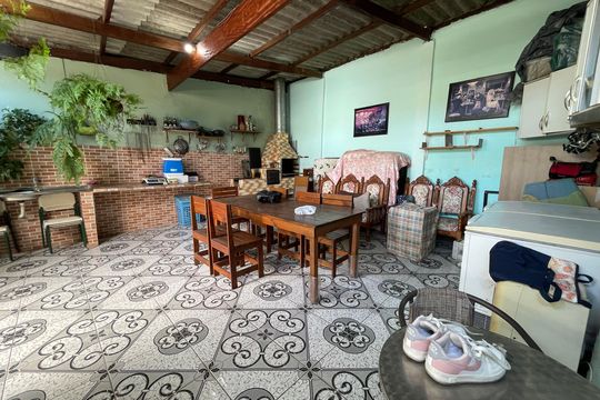 Quintal de casa à venda com 4 quartos, 130m² em Vila Sao Domingos, São Paulo