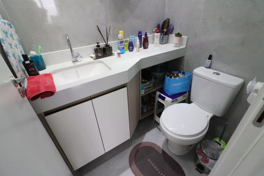 Banheiro 2 de apartamento à venda com 2 quartos, 59m² em Jardim das Flores, Osasco