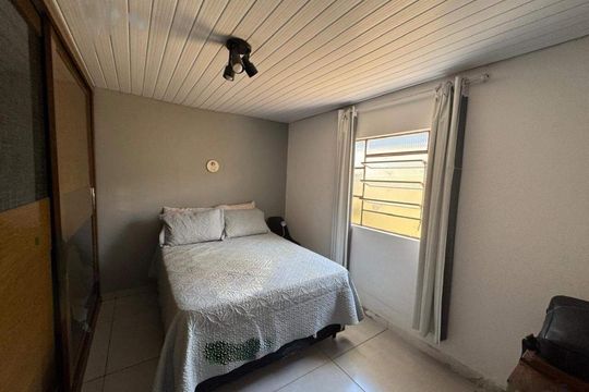 Casa à venda com 4 quartos, 200m² em Betânia, Belo Horizonte